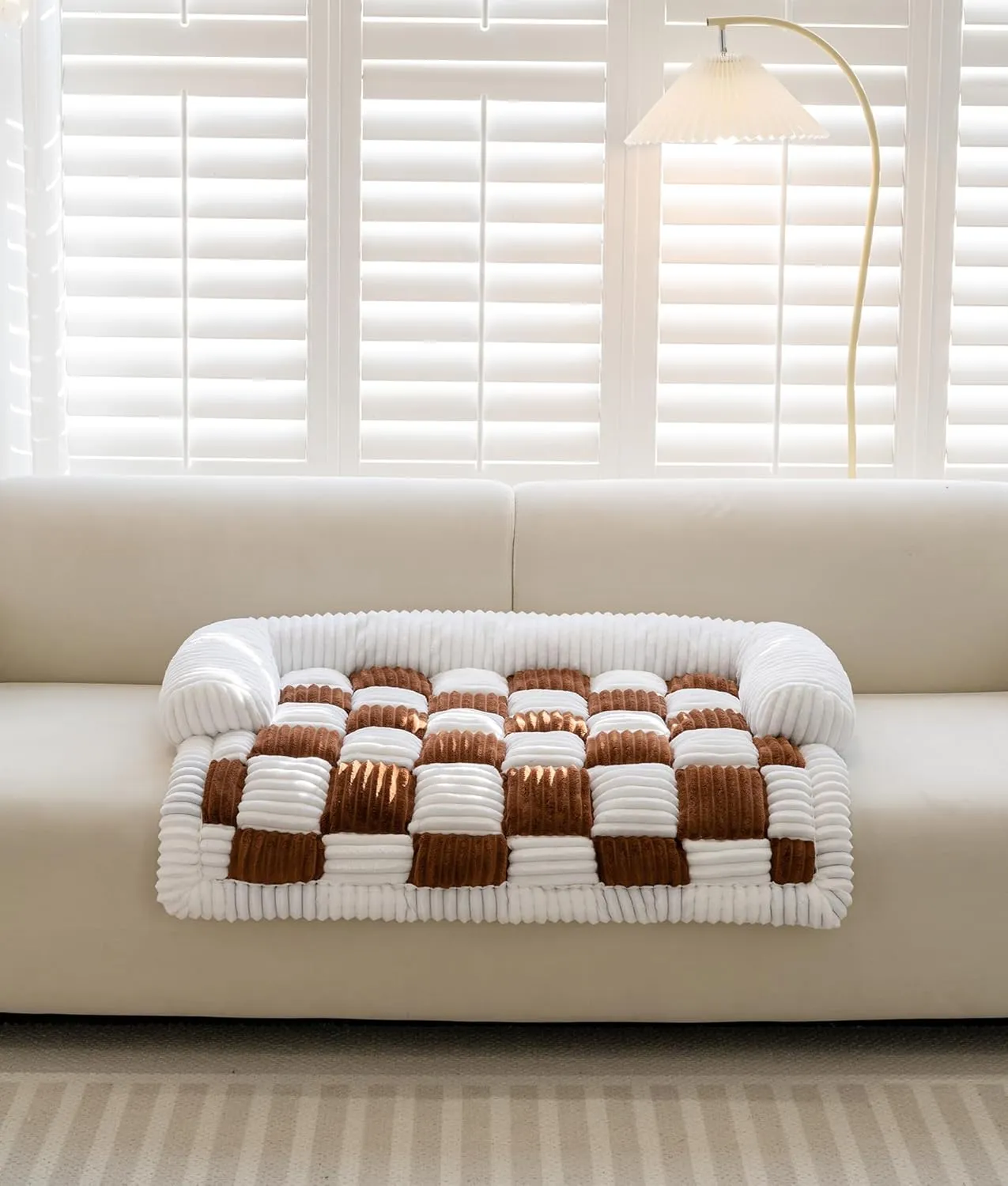 Couch Cover for Dogs Washable, Calming Dog Bed Mats, Non Slip Pet Bed for Couch, Fluffy Cat Mat for Furniture Protector Sofa Cover for Home and Car (Brown, 27.5 * 25.5inch)