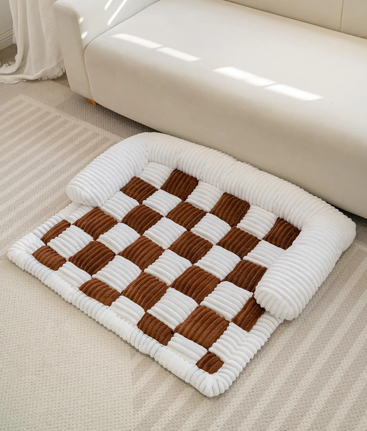 Couch Cover for Dogs Washable, Calming Dog Bed Mats, Non Slip Pet Bed for Couch, Fluffy Cat Mat for Furniture Protector Sofa Cover for Home and Car (Brown, 27.5 * 25.5inch)