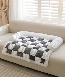 Couch Cover for Dogs Washable, Calming Dog Bed Mats, Non Slip Pet Bed for Couch, Fluffy Cat Mat for Furniture Protector Sofa Cover for Home and Car (Dark-Grey, 47.2 * 37.4inch)