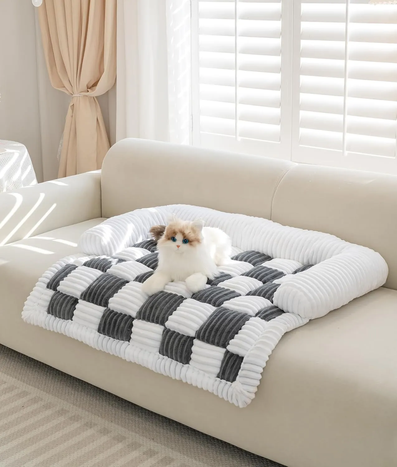 Couch Cover for Dogs Washable, Calming Dog Bed Mats, Non Slip Pet Bed for Couch, Fluffy Cat Mat for Furniture Protector Sofa Cover for Home and Car (Dark-Grey, 47.2 * 37.4inch)