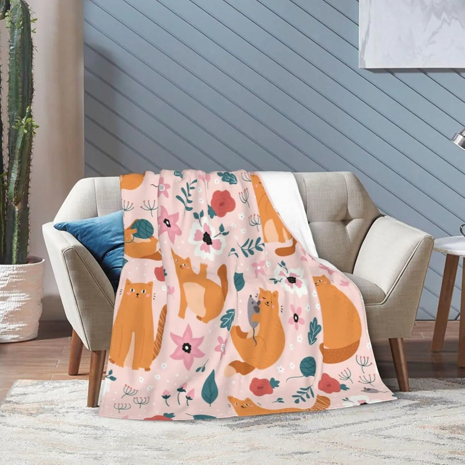 Cute Cat Throw Blanket Cozy Plush Orange Kitten Mouse Flannel Fleece Ultra Soft Blankets Unisex Lightweight Fuzzy Flower Party Blanket Gifts for Bed Couch Sofa Boys Girls 60"x50"
