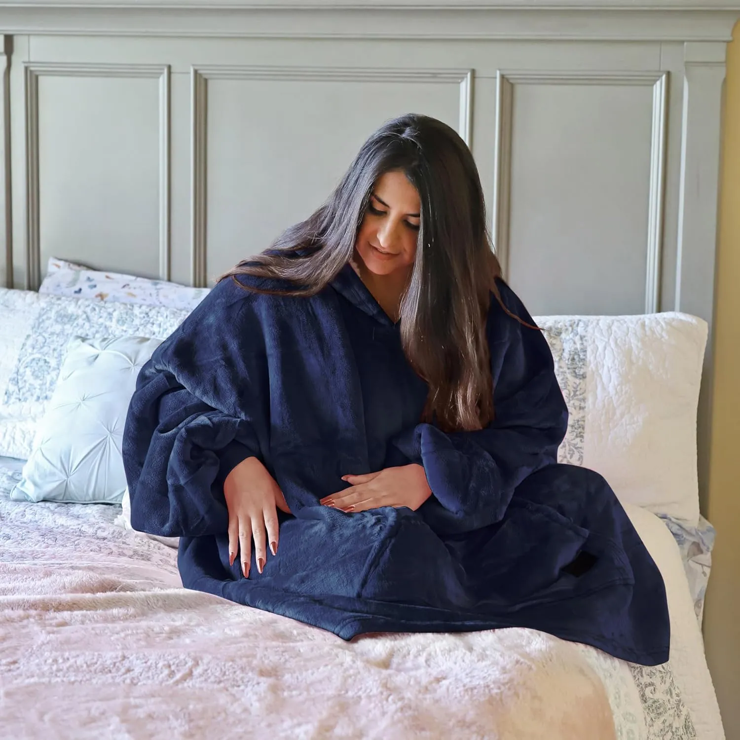 Solaris Oversized Wearable Blanket Hoodie with Pet Pocket, Warm Super Soft Cozy Sherpa Sweatshirt Hoodie for Women Men, Best Gift for Your Loves, Deep Blue